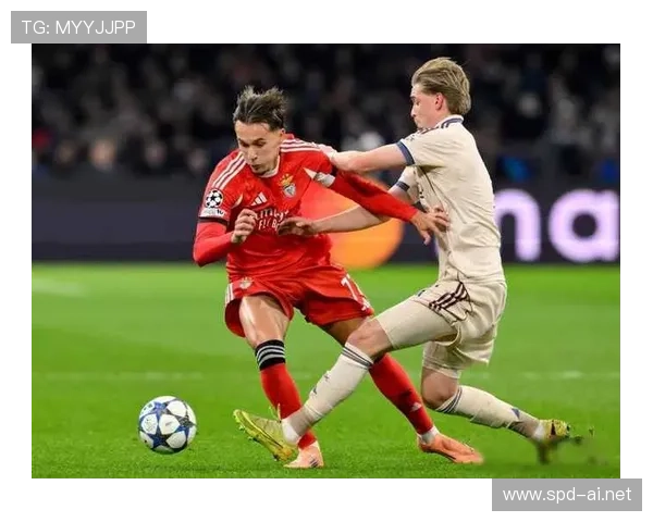 阿贾克斯关键比赛表现不佳, 已对争冠形势产生实质影响