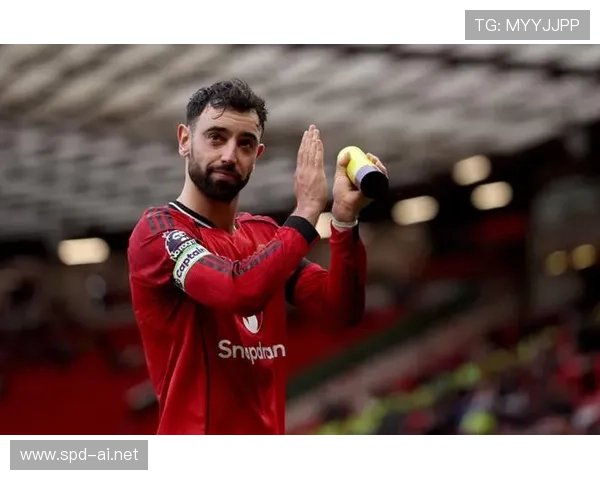 德容与布鲁诺·费尔南德斯:中场核心数据及战术角色对比分析