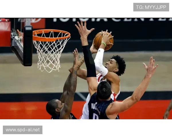 阿尔瓦雷斯与格里兹曼：二前锋战术角色与终结点分配差异解析